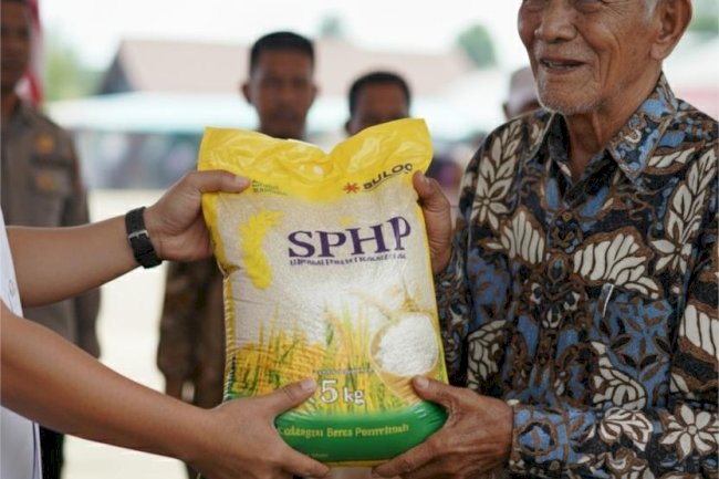 Jaga Ketahanan Pangan, Bulog Salurkan Beras SPHP di Kecamatan Delanggu